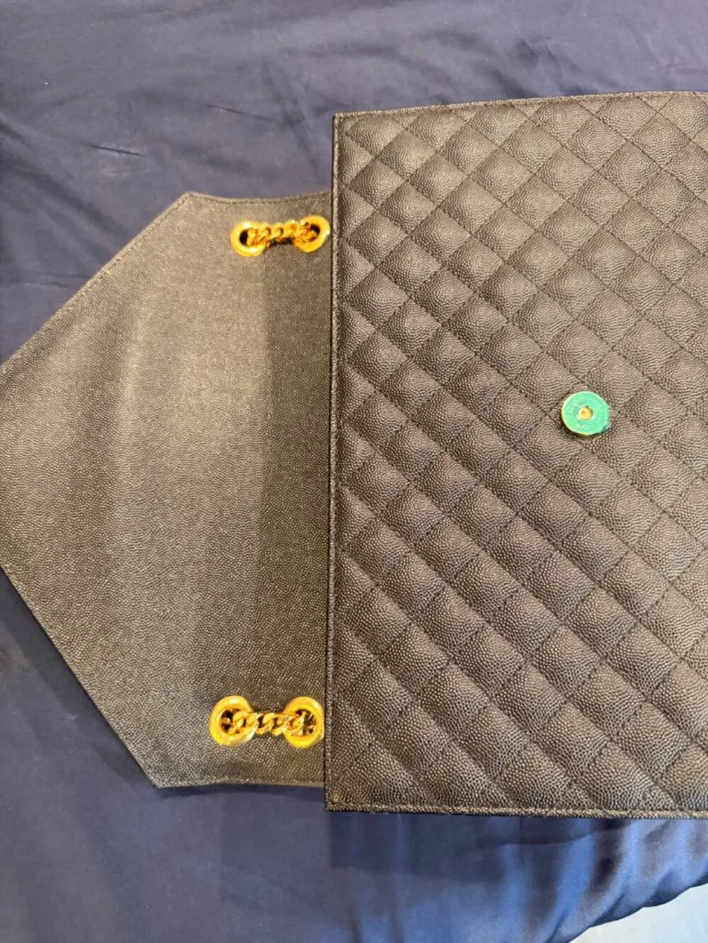 ENVELOPE LARGE IN QUILTED GRAIN DE POUDRE EMBOSSED LEATHER